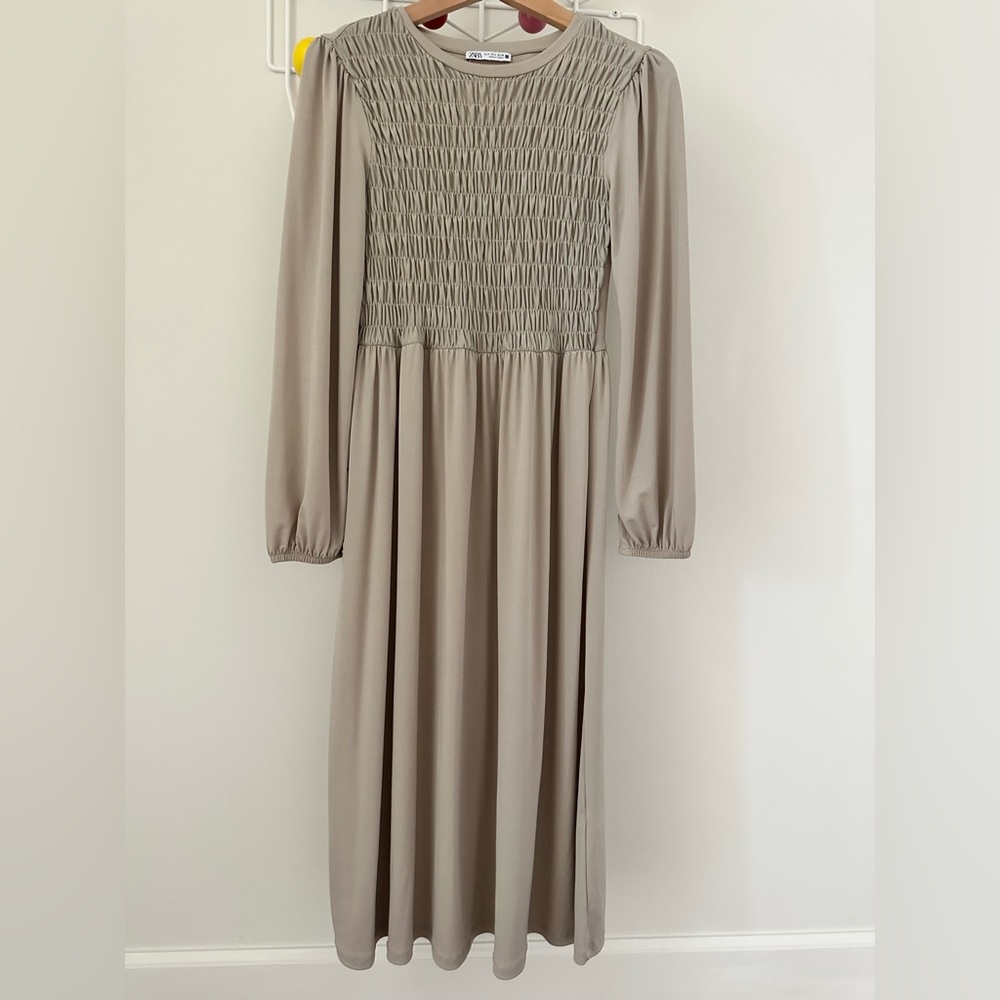 Preloved Zara midi/maxi dress